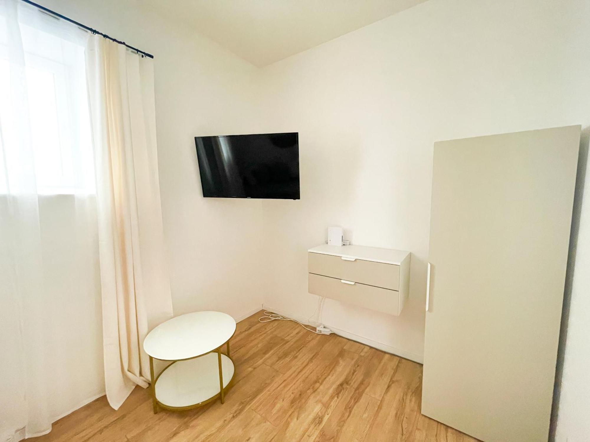 גראץ Contactless Self-Check-In - Stayhere Central City Suite 1 מראה חיצוני תמונה